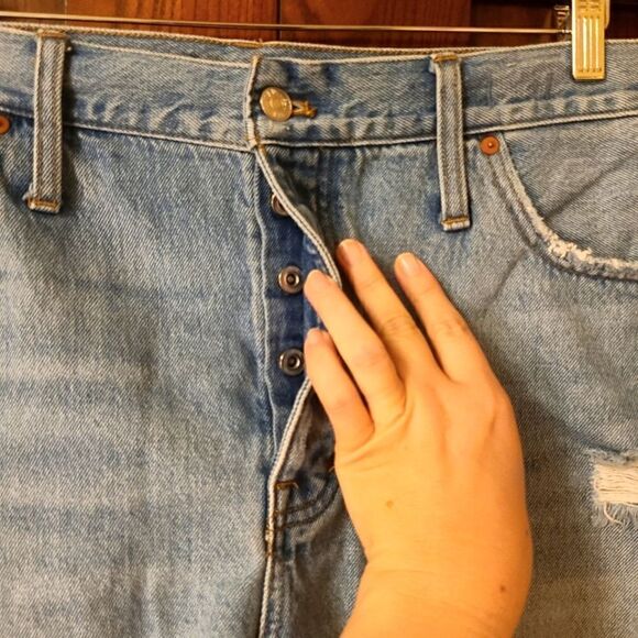 Madewell Relaxed Denim Shorts Homecrest Wash Ripped Edition Size 33 34 - Picture 4 of 8